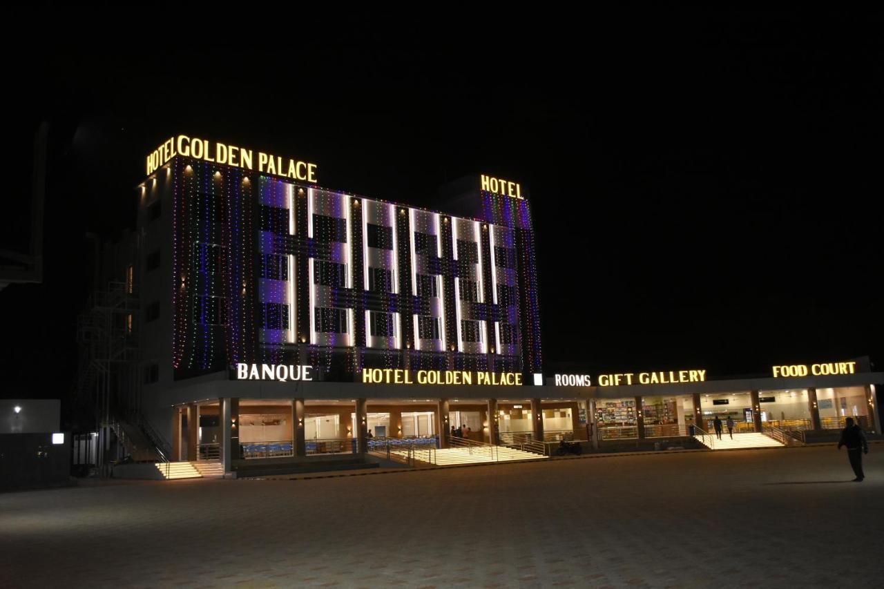 Hotel Golden Palace & Rooms Hālol Eksteriør billede