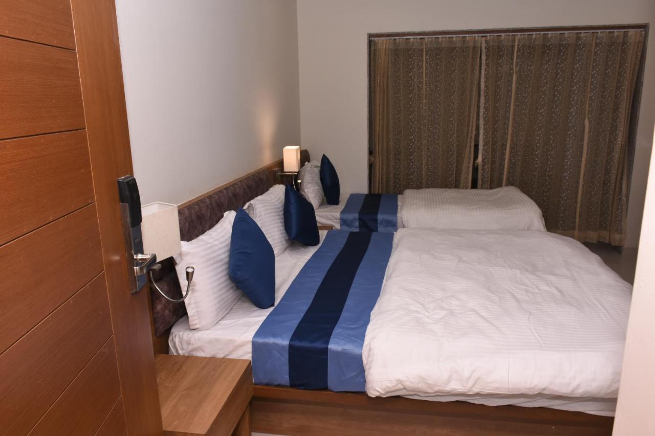 Hotel Golden Palace & Rooms Hālol Eksteriør billede